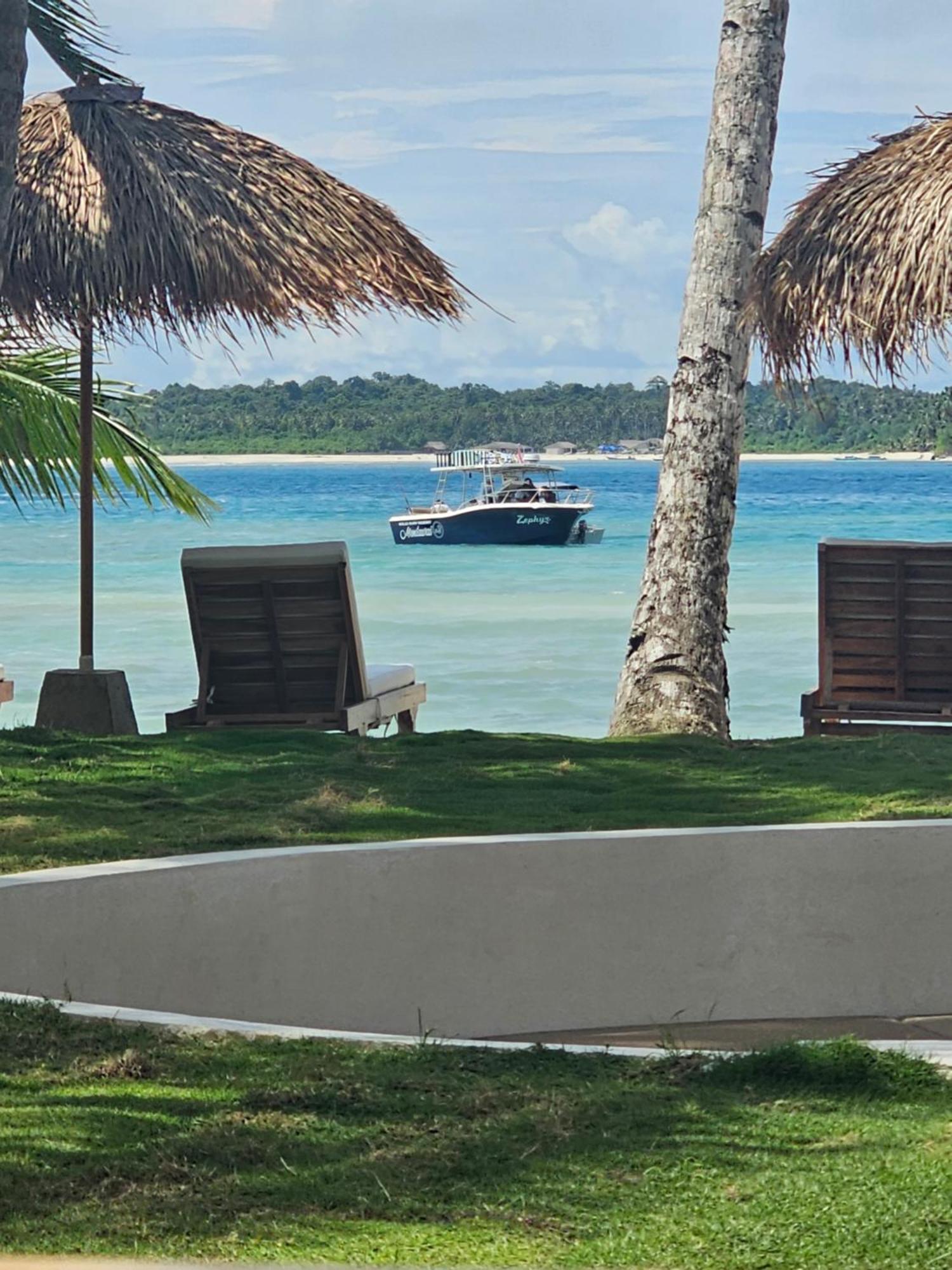 Solid Surf Villa Mentawai Tua Pejat 外观 照片